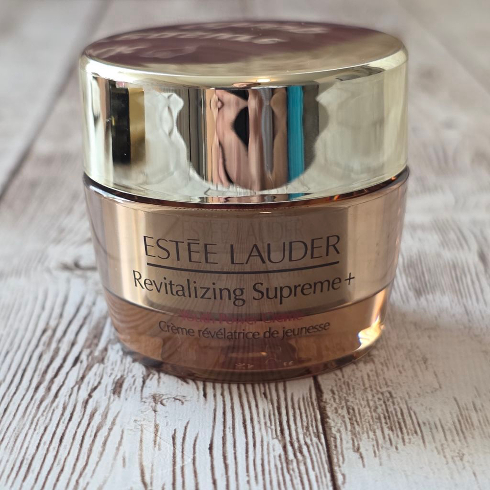 Women's Estee Lauder Revitalizing Supreme+ Moisturizer NWOT